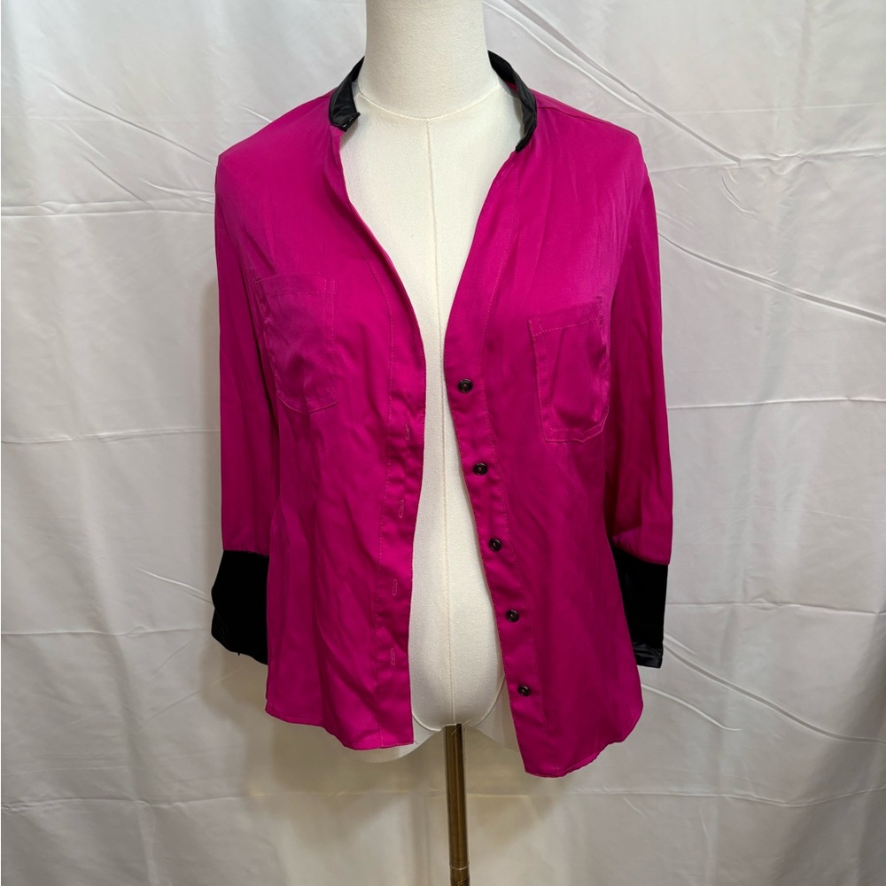 Y2K 2b Bebe Hot Pink Button Down Blouse XS Black Trim 2000s Club Top‎